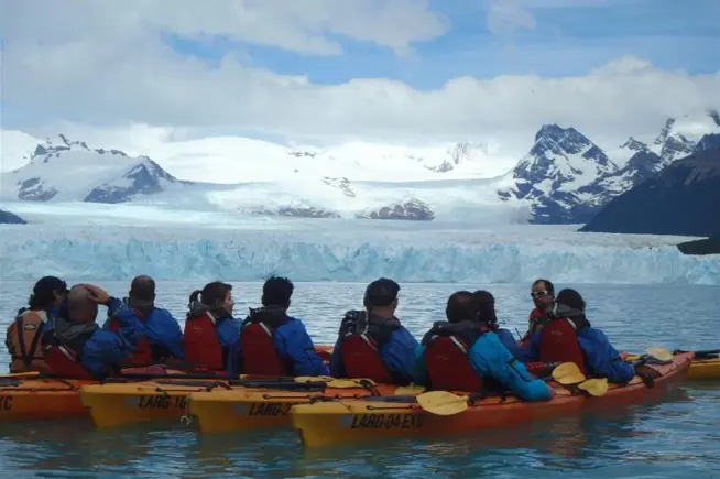 Excursiones al Glaciar Perito Moreno Kayak Experience